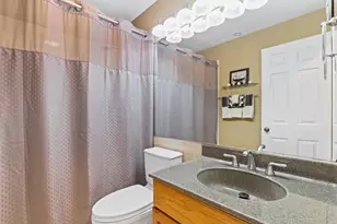 3S631 West Ave, Warrenville, IL 60555 - Photo 12