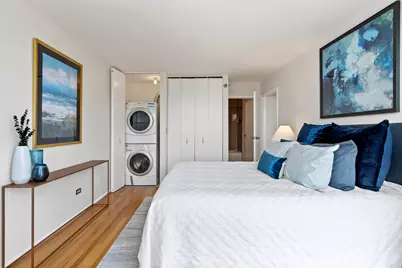 111 W Maple Street #3004, Chicago, IL 60610 - Photo 14