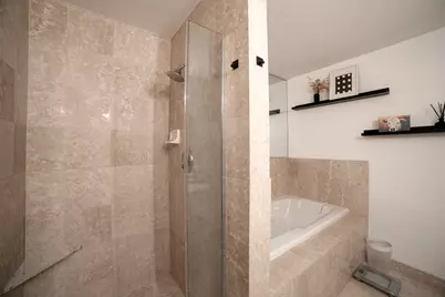21 W Chestnut Street #1306, Chicago, IL 60611 - Photo 22