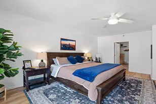 21 W Chestnut St, Chicago, IL 60611 - Photo 20