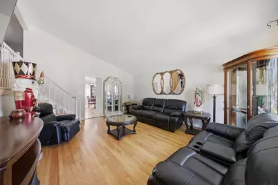 9937 Mulberry Avenue, Oak Lawn, IL 60453 - Photo 4