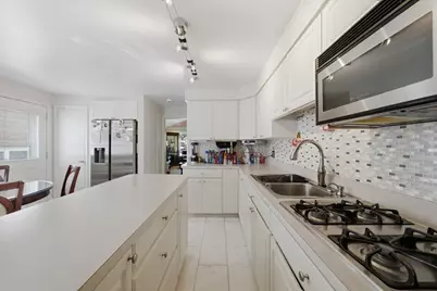 9937 Mulberry Avenue, Oak Lawn, IL 60453 - Photo 10