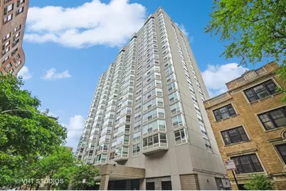 720 W Gordon Terrace #18E, Chicago, IL 60613 - Photo 1