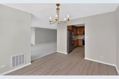 453 Raintree Drive #5g, Glen Ellyn, IL 60137 - Photo 10