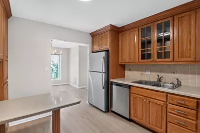 453 Raintree Drive #5g, Glen Ellyn, IL 60137 - Photo 8