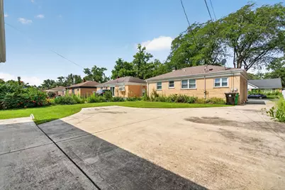 1621 Boeger Avenue, Westchester, IL 60154 - Photo 34