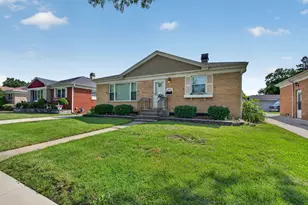 1621 Boeger Ave, Westchester, IL 60154 - Photo 2