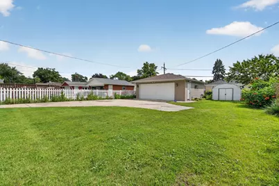 1621 Boeger Avenue, Westchester, IL 60154 - Photo 32