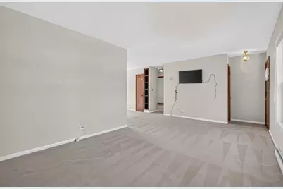 1621 Boeger Avenue, Westchester, IL 60154 - Photo 10