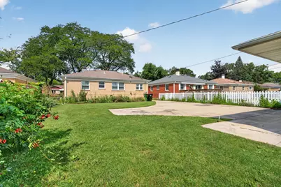 1621 Boeger Avenue, Westchester, IL 60154 - Photo 36