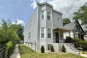 10560 S Lafayette Ave, Chicago, IL 60628 - Photo 10