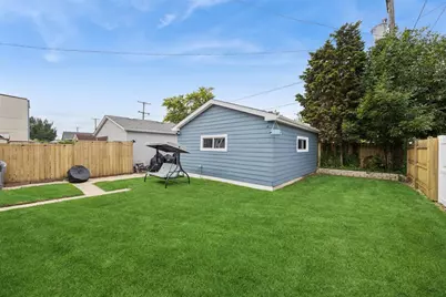 1015 Beloit Avenue, Forest Park, IL 60130 - Photo 22