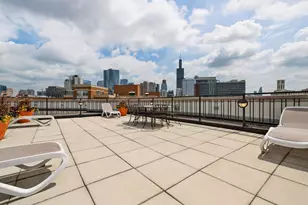 1000 W Adams St, Chicago, IL 60607 - Photo 16