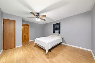 7326 S Francisco Ave, Chicago, IL 60629 - Photo 4