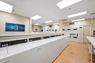 401 E Ontario St, Chicago, IL 60611 - Photo 26