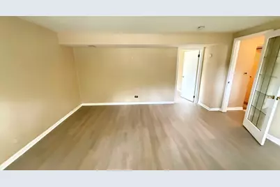 1916 Capital Court, Schaumburg, IL 60193 - Photo 22