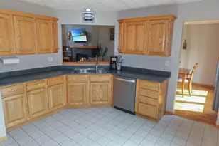 6707 Queenanns Way, South Beloit, IL 61080 - Photo 20