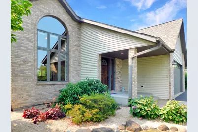 6707 Queenanns Way, South Beloit, IL 61080 - Photo 8