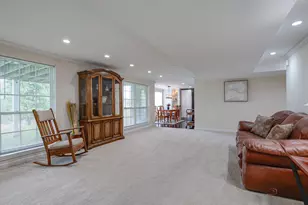 39 Amber Ct, Lindenhurst, IL 60046 - Photo 32
