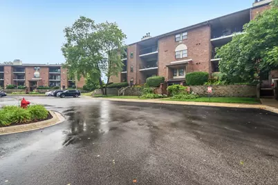720 Weidner Road #200, Buffalo Grove, IL 60089 - Photo 2
