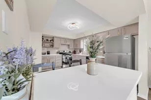 16742 Paxton Ave, Tinley Park, IL 60477 - Photo 12