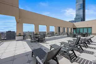 2 E Erie St, Chicago, IL 60611 - Photo 12