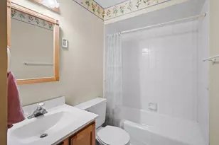 5842 Stuart Ln, Oak Forest, IL 60452 - Photo 14