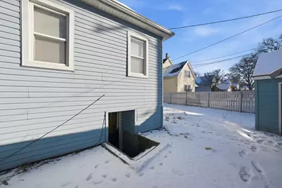 8750 S Princeton Avenue, Chicago, IL 60620 - Photo 6