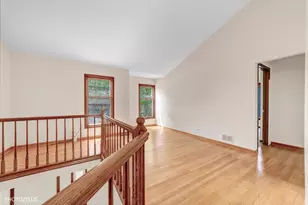 970 Ponderosa Ln, Hoffman Estates, IL 60010 - Photo 24