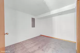 970 Ponderosa Ln, Hoffman Estates, IL 60010 - Photo 22