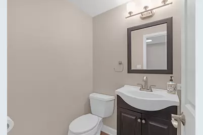 650 Newport Avenue, Westmont, IL 60559 - Photo 14