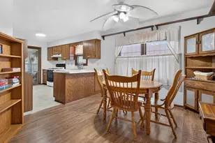 577 Elizabeth Dr, Coal City, IL 60416 - Photo 6