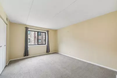 5401 Chateau Drive #4, Rolling Meadows, IL 60008 - Photo 16