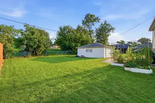 8053 W 88th St, Hickory Hills, IL 60457 - Photo 28