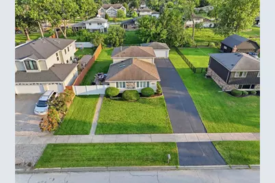 8053 W 88th Street, Hickory Hills, IL 60457 - Photo 34