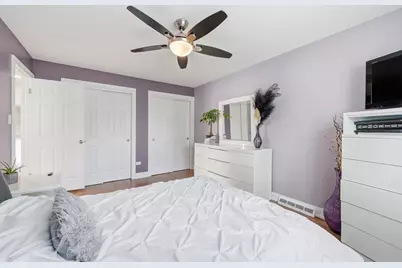 8053 W 88th Street, Hickory Hills, IL 60457 - Photo 22