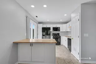 497 Dakota Ct, Carol Stream, IL 60188 - Photo 8