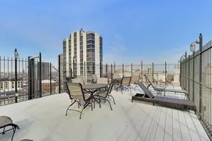 1540 N State Pkwy, Chicago, IL 60610 - Photo 22