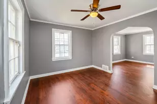 12532 S Throop St, Calumet Park, IL 60827 - Photo 4