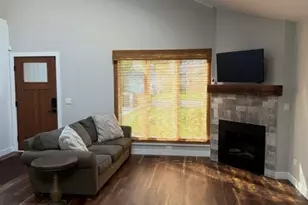 26279 N Hickory Ave, Mundelein, IL 60060 - Photo 6