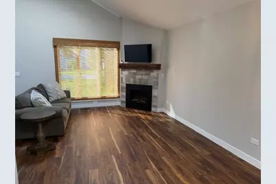 26279 N Hickory Avenue, Mundelein, IL 60060 - Photo 8