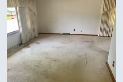 747 Palace Street, Aurora, IL 60506 - Photo 6