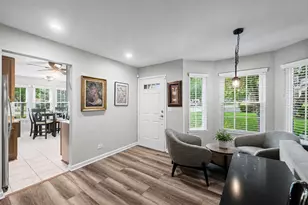166 White Branch Ct, Buffalo Grove, IL 60089 - Photo 6