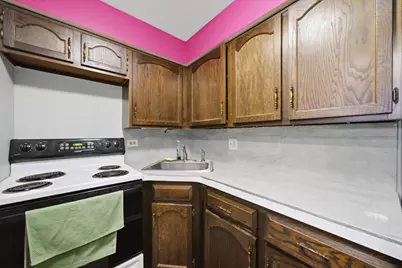 7830 W North Avenue #710, Elmwood Park, IL 60707 - Photo 10