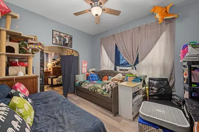 13412 S Brandon Avenue, Chicago, IL 60633 - Photo 8