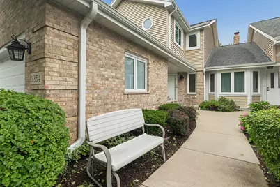 11354 Lakebrook Court, Orland Park, IL 60467 - Photo 4