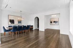 118 E Erie St, Chicago, IL 60611 - Photo 8