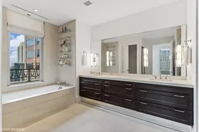 118 E Erie Street #27G, Chicago, IL 60611 - Photo 18