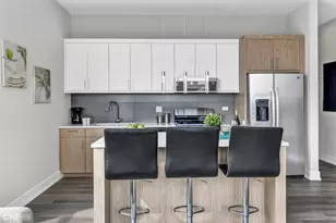 2406 W Armitage Ave, Chicago, IL 60647 - Photo 8
