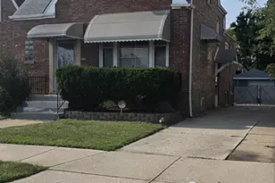 7224 W 39th St, Lyons, IL 60534 - Photo 1